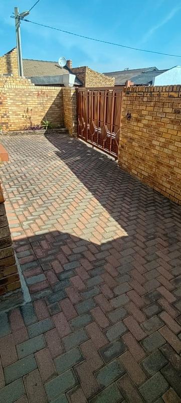 3 Bedroom Property for Sale in Klipspruit Gauteng