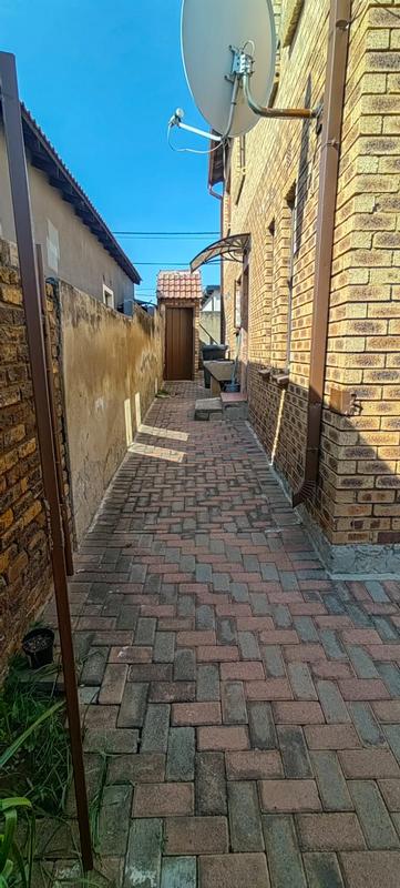 3 Bedroom Property for Sale in Klipspruit Gauteng