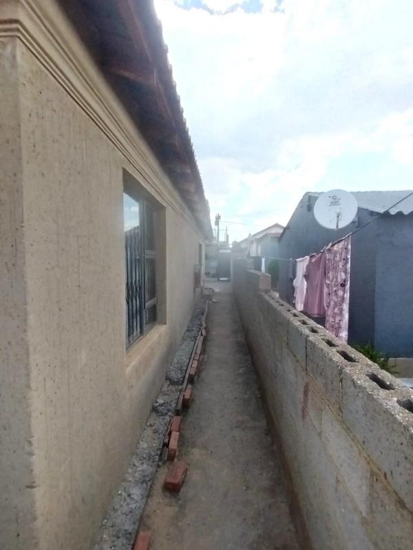 1 Bedroom Property for Sale in Pimville Gauteng