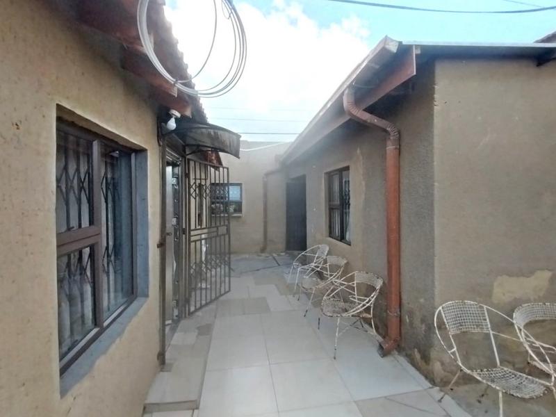 1 Bedroom Property for Sale in Pimville Gauteng