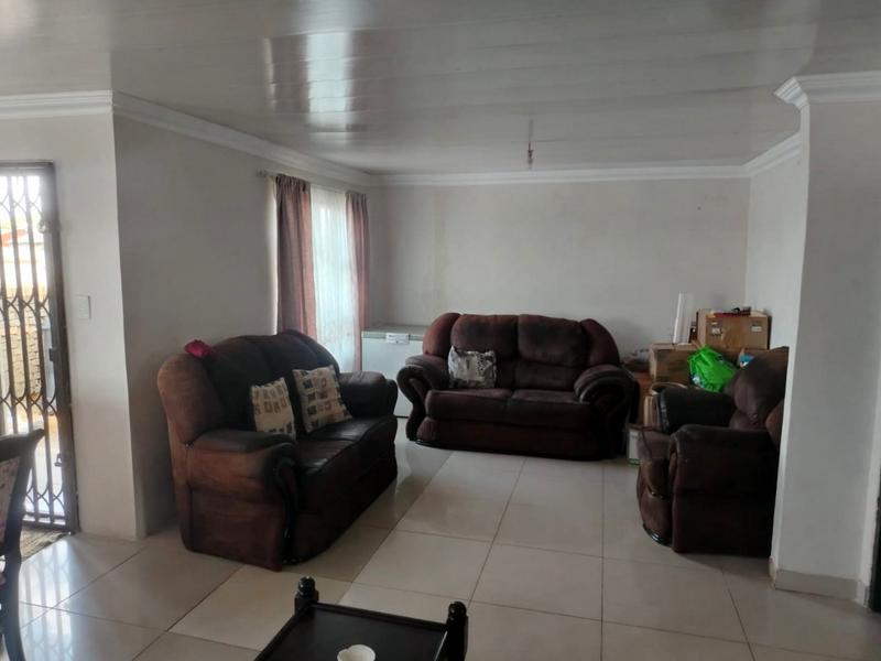 1 Bedroom Property for Sale in Pimville Gauteng