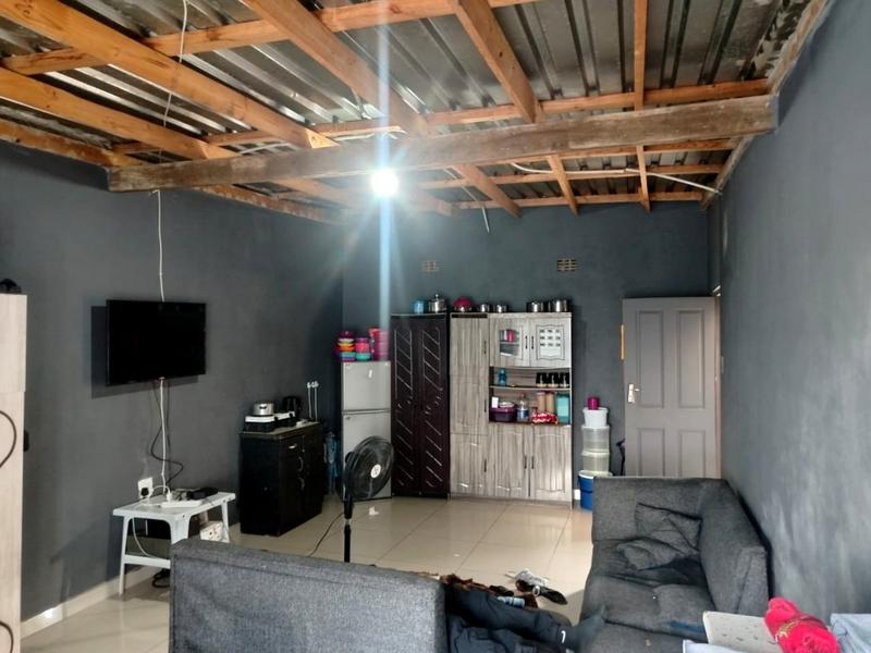 1 Bedroom Property for Sale in Pimville Gauteng
