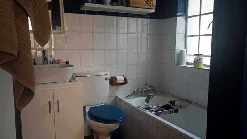 2 Bedroom Property for Sale in Westdene Gauteng