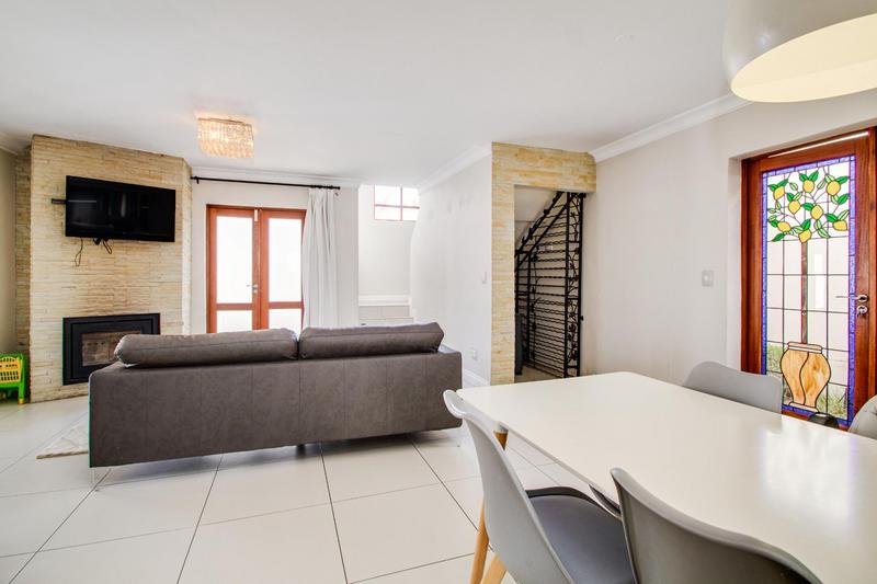 3 Bedroom Property for Sale in Bryanston Gauteng
