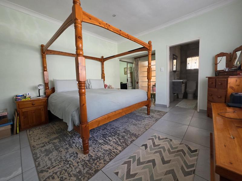 3 Bedroom Property for Sale in South Crest Gauteng