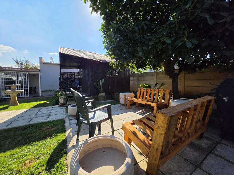 3 Bedroom Property for Sale in South Crest Gauteng