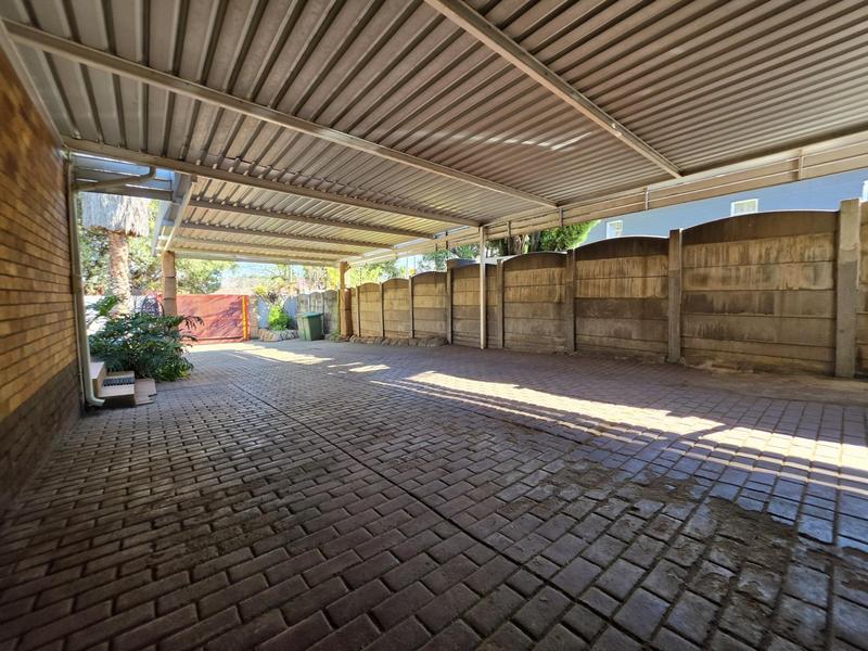 3 Bedroom Property for Sale in South Crest Gauteng