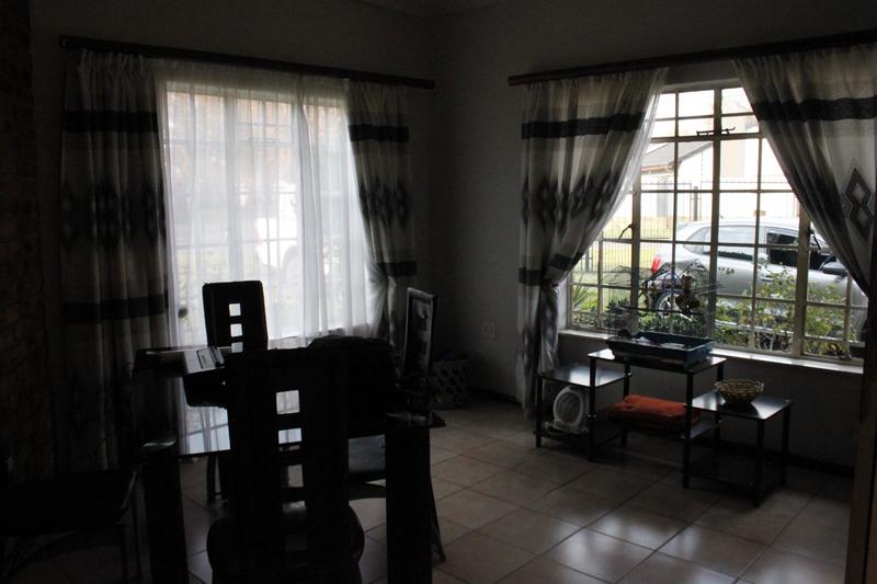 To Let 4 Bedroom Property for Rent in Elspark Gauteng