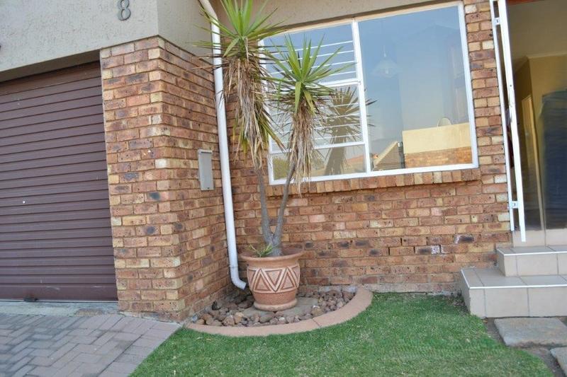 To Let 3 Bedroom Property for Rent in Dalpark Ext 1 Gauteng