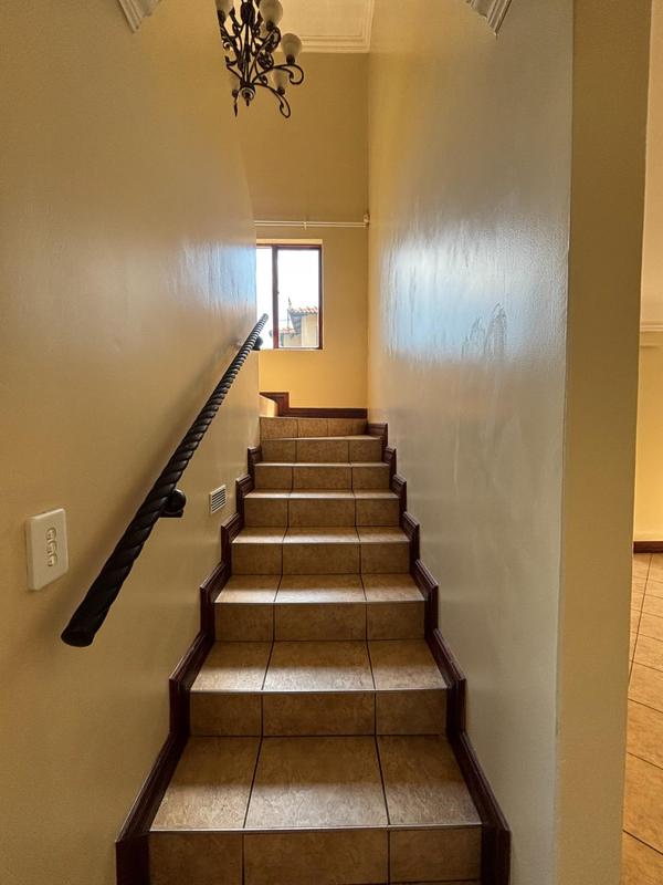 3 Bedroom Property for Sale in Kenleaf Gauteng
