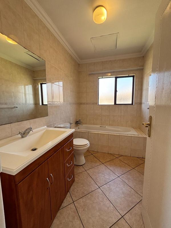 3 Bedroom Property for Sale in Kenleaf Gauteng