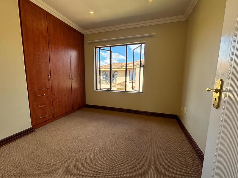 3 Bedroom Property for Sale in Kenleaf Gauteng