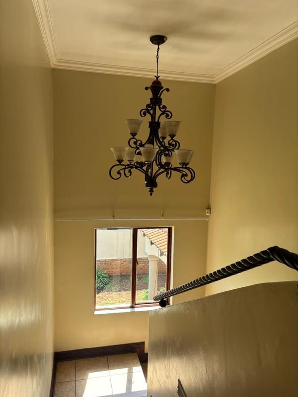3 Bedroom Property for Sale in Kenleaf Gauteng