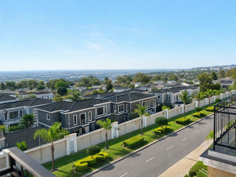 3 Bedroom Property for Sale in Carlswald Estate Gauteng