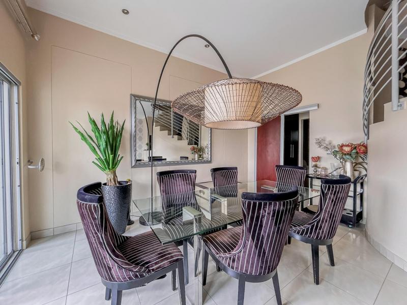 To Let 3 Bedroom Property for Rent in Sandhurst Gauteng