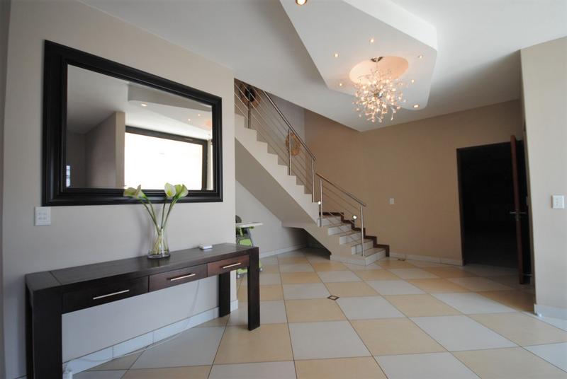 To Let 6 Bedroom Property for Rent in Midstream Estate Gauteng
