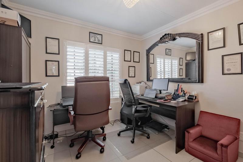 4 Bedroom Property for Sale in Wierdaglen Estate Gauteng