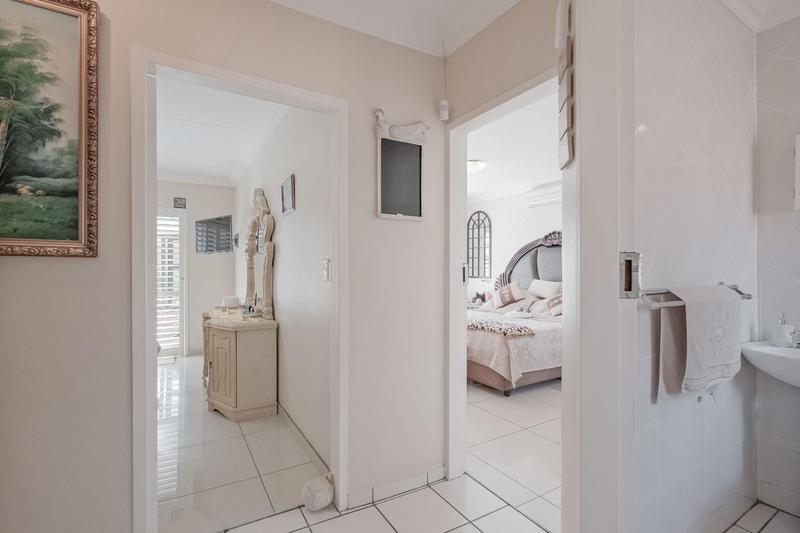 4 Bedroom Property for Sale in Wierdaglen Estate Gauteng