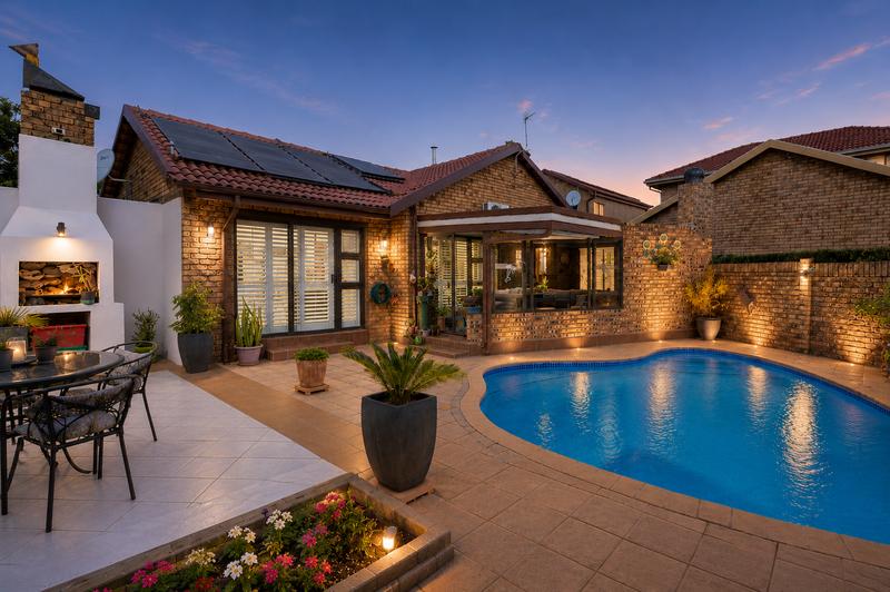 4 Bedroom Property for Sale in Wierdaglen Estate Gauteng