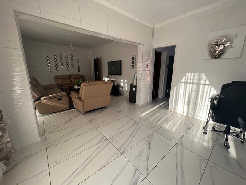 3 Bedroom Property for Sale in Vanderbijlpark CW Gauteng