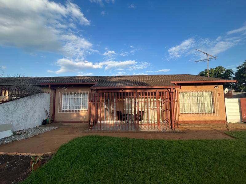 3 Bedroom Property for Sale in Vanderbijlpark CW Gauteng