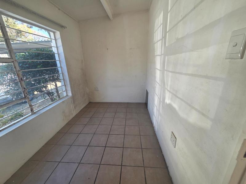 To Let 2 Bedroom Property for Rent in Buccleuch Gauteng