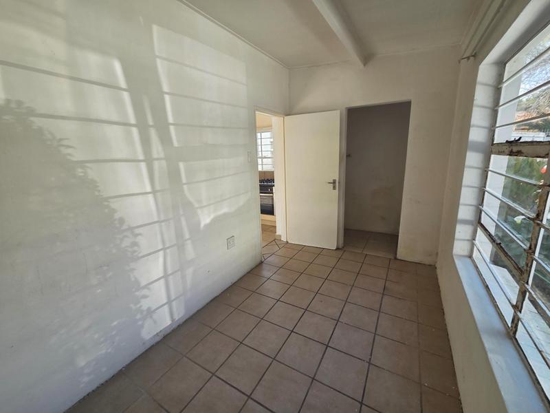 To Let 2 Bedroom Property for Rent in Buccleuch Gauteng