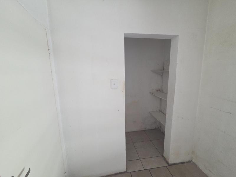 To Let 2 Bedroom Property for Rent in Buccleuch Gauteng