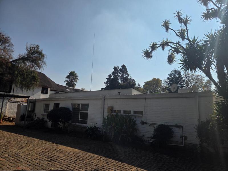 To Let 2 Bedroom Property for Rent in Buccleuch Gauteng