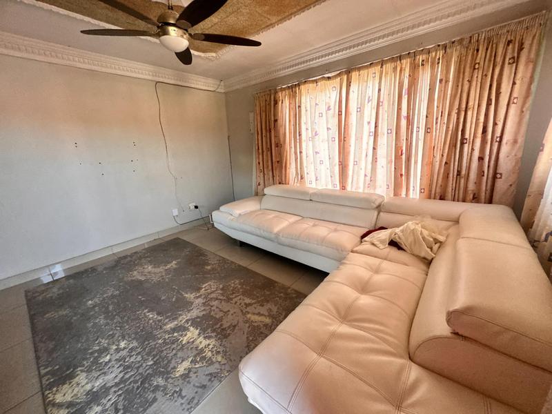 To Let 2 Bedroom Property for Rent in Soshanguve Gauteng