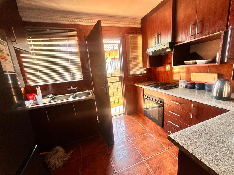 To Let 2 Bedroom Property for Rent in Soshanguve Gauteng