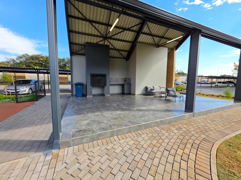 2 Bedroom Property for Sale in Waterkloof Ridge Gauteng
