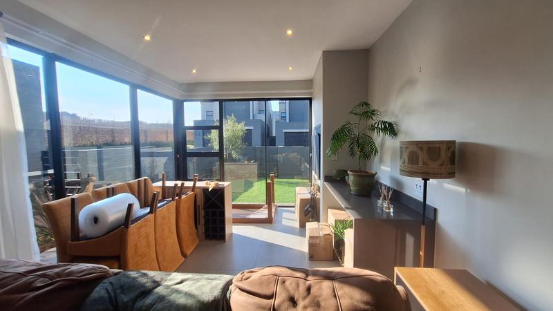 To Let 3 Bedroom Property for Rent in Midstream Estate Gauteng