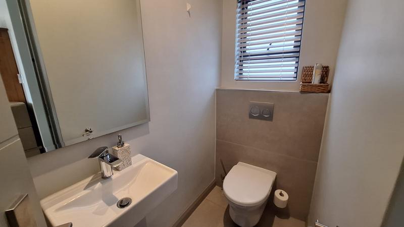 To Let 3 Bedroom Property for Rent in Midstream Estate Gauteng