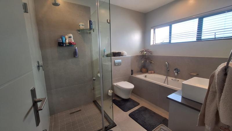 To Let 3 Bedroom Property for Rent in Midstream Estate Gauteng