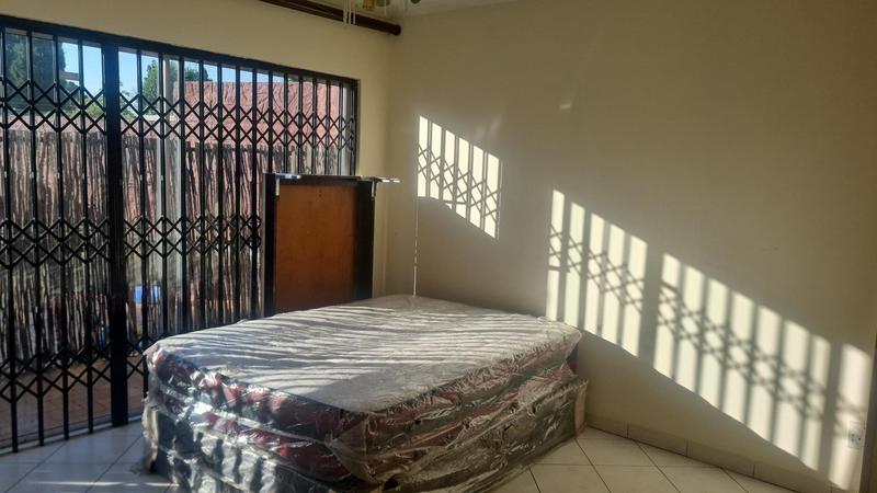 To Let 3 Bedroom Property for Rent in Bedfordview Gauteng