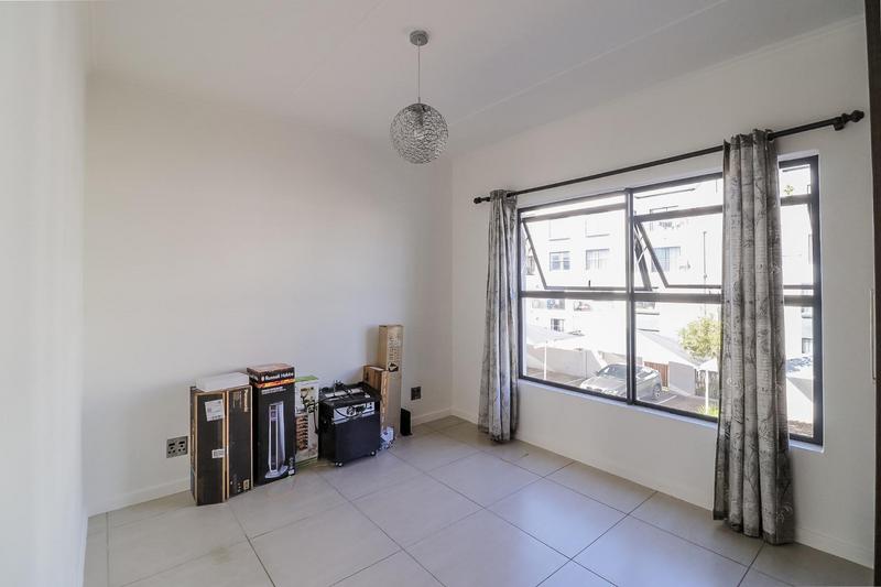 To Let 3 Bedroom Property for Rent in Greenstone Hill Gauteng
