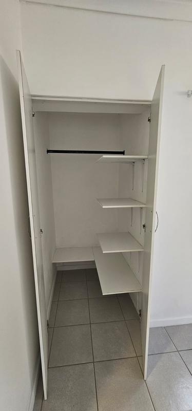 To Let 1 Bedroom Property for Rent in Sandringham Gauteng
