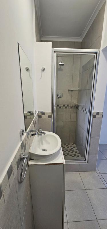 To Let 1 Bedroom Property for Rent in Sandringham Gauteng