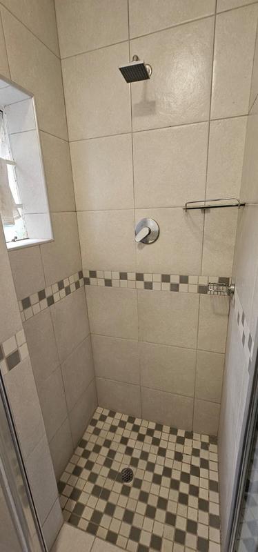 To Let 1 Bedroom Property for Rent in Sandringham Gauteng