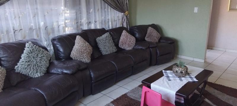 3 Bedroom Property for Sale in Lindhaven Gauteng