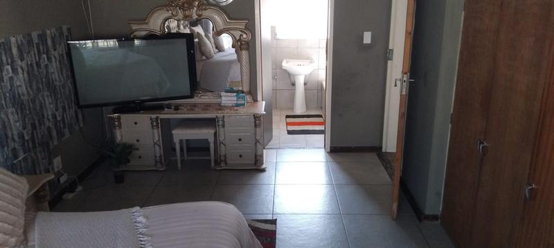 3 Bedroom Property for Sale in Lindhaven Gauteng