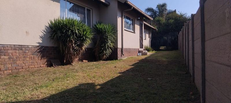 3 Bedroom Property for Sale in Lindhaven Gauteng