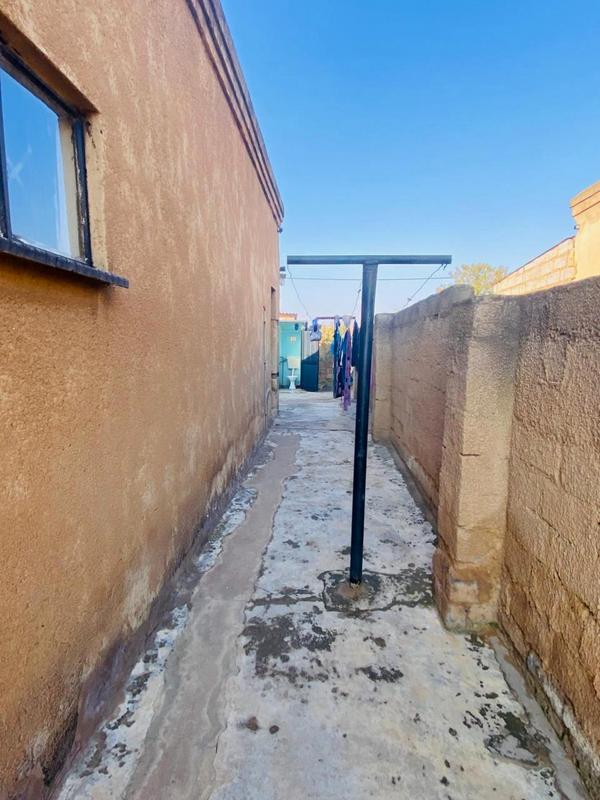 3 Bedroom Property for Sale in Langaville Gauteng