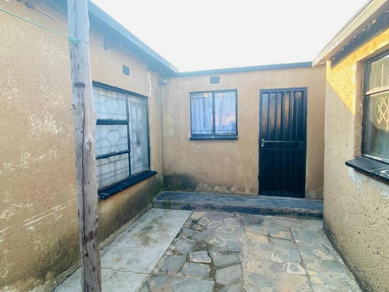 3 Bedroom Property for Sale in Langaville Gauteng