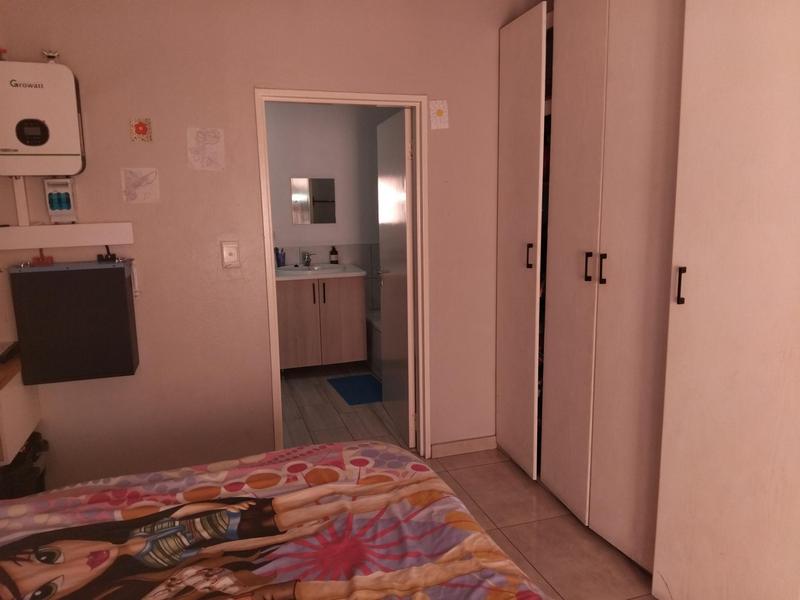 5 Bedroom Property for Sale in Halfway Gardens Gauteng