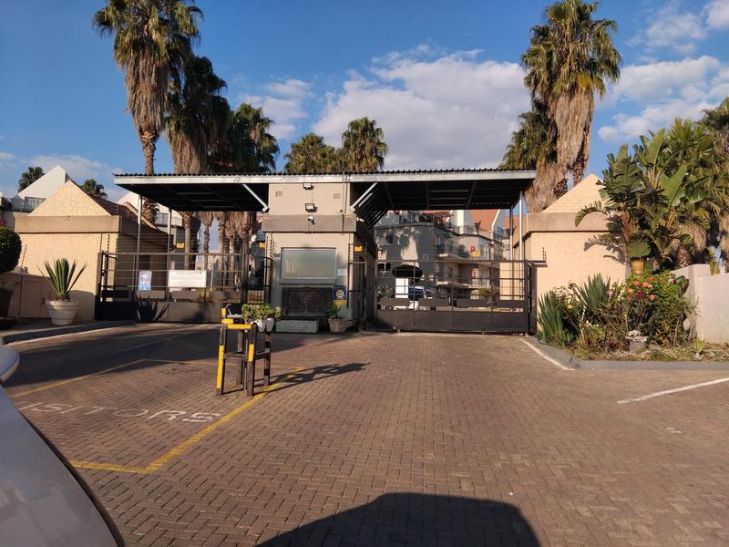 5 Bedroom Property for Sale in Halfway Gardens Gauteng