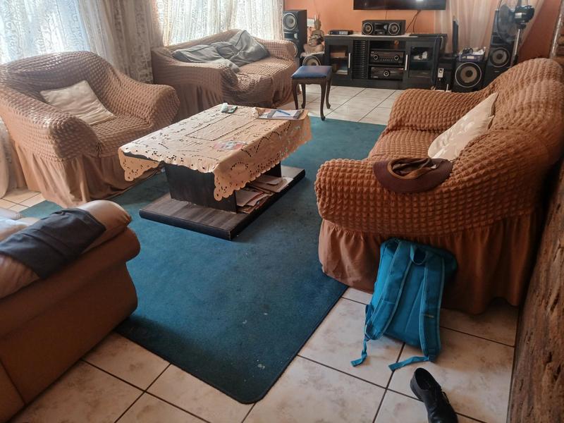 3 Bedroom Property for Sale in Soshanguve Gauteng