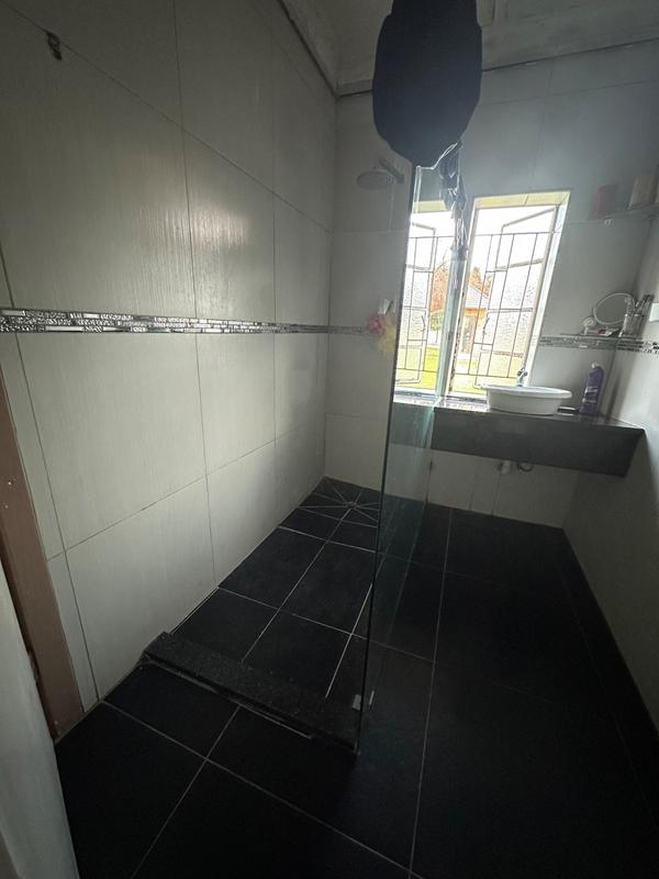 6 Bedroom Property for Sale in Strubenvale Gauteng