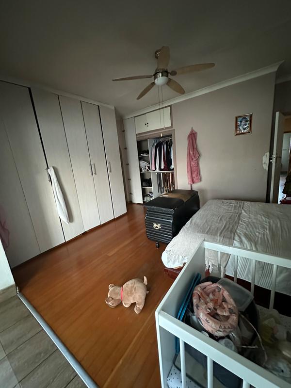 6 Bedroom Property for Sale in Strubenvale Gauteng